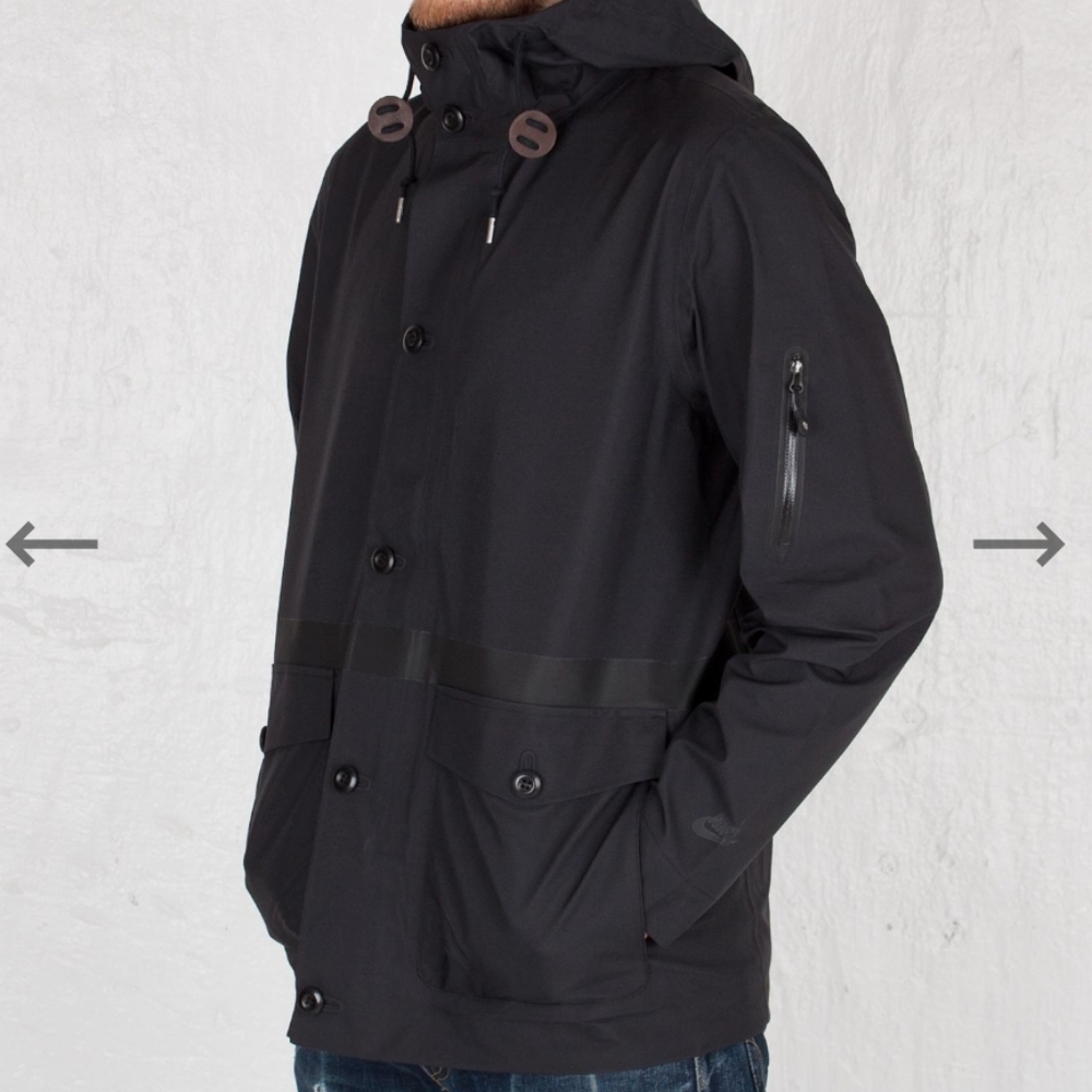 Nike. Saturday Jacket. Size XXL. Like New. - Picture 4 of 14